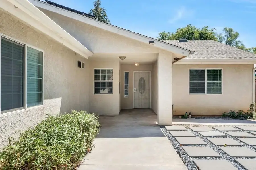 413 S Villa Street, Fresno, CA 93727 - #3