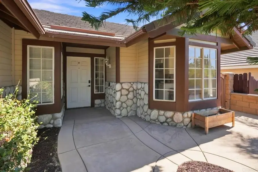 23886 Red Clover Circle, Murrieta, CA 92562 - #2