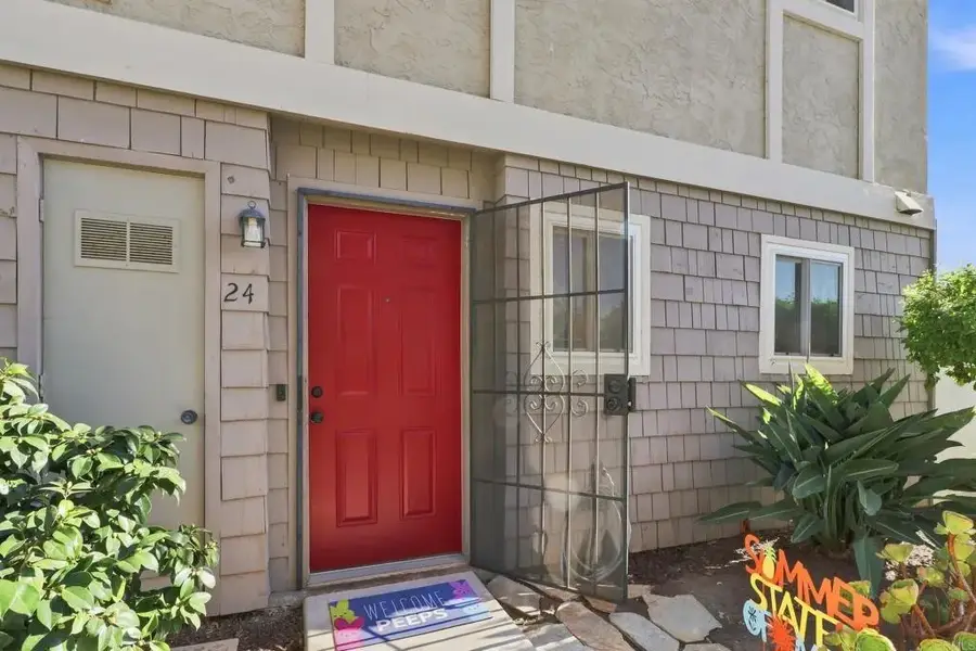 2112 E Vista Way #24, Vista, CA 92084 - #3