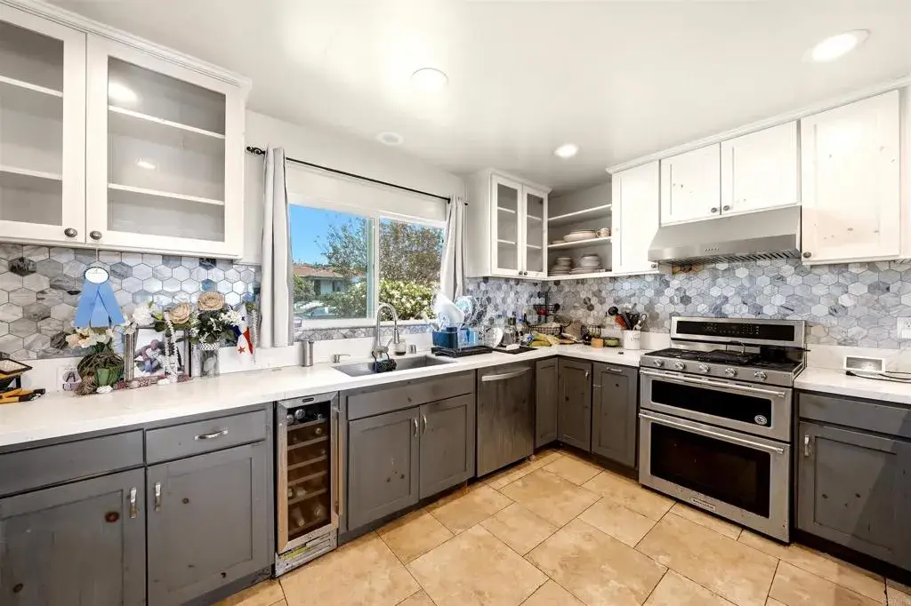 2660 Blackton Drive, San Diego, CA 92105 - #1