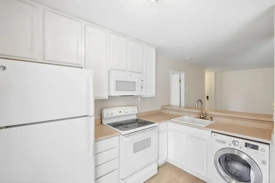 7500 Parkway Drive #207, La Mesa, CA 91942 - #3