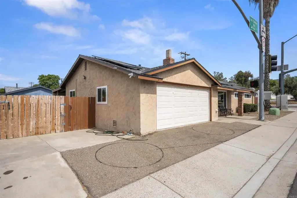 8809 Los Coches Rd, Lakeside, CA 92040 - #1