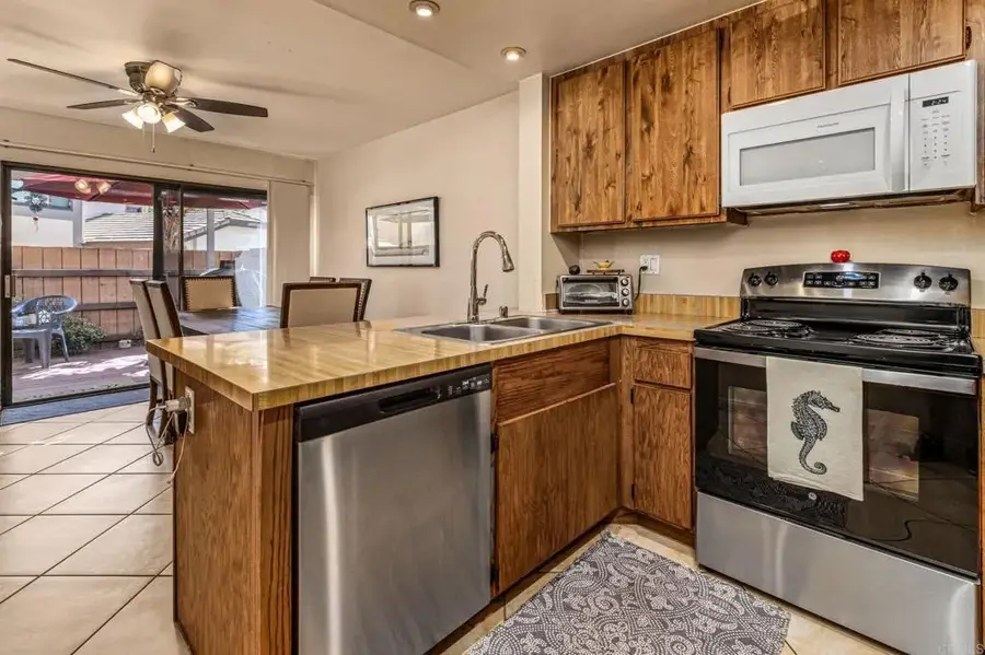 5257 Edge Park Way, San Diego, CA 92124 - #2