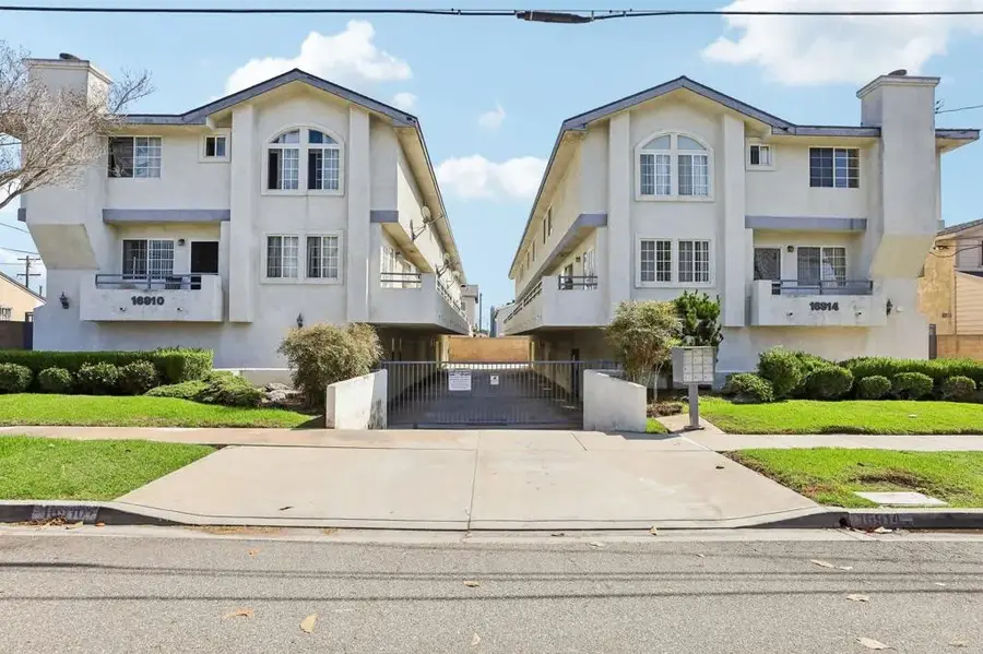 16910 S Dalton Avenue #8, Gardena, CA 90247 - #2