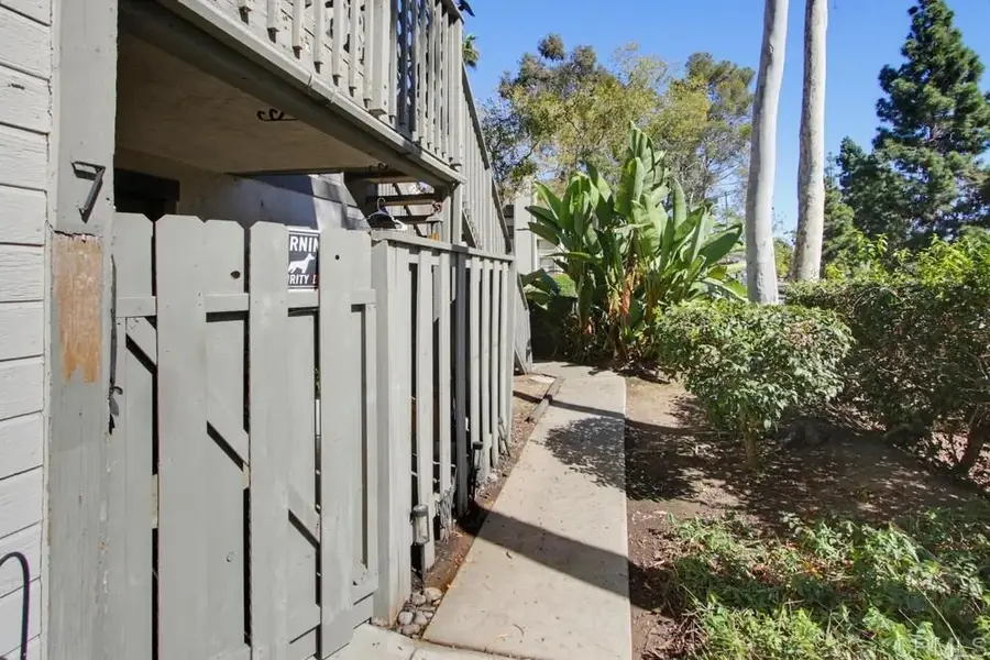 1953 Wellington Lane #7, Vista, CA 92081 - #3