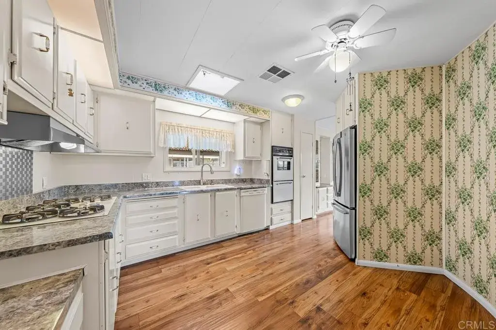 275 S Worthington #5, Spring Valley, CA 91977 - #1