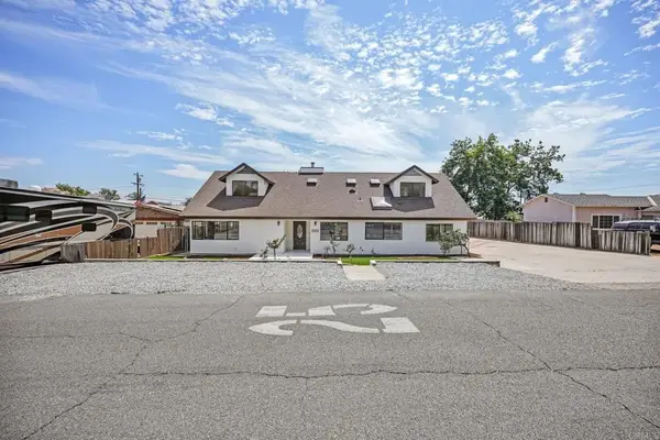 1221 El Rey, El Cajon, CA 92021