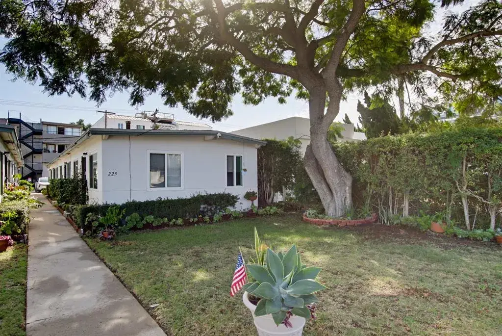 225 D Avenue, Coronado, CA 92118 - #1