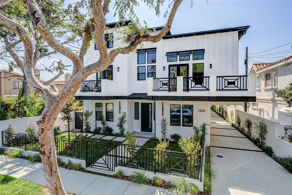 2604 Grant Avenue #C, Redondo Beach, CA 90278 - Image #1
