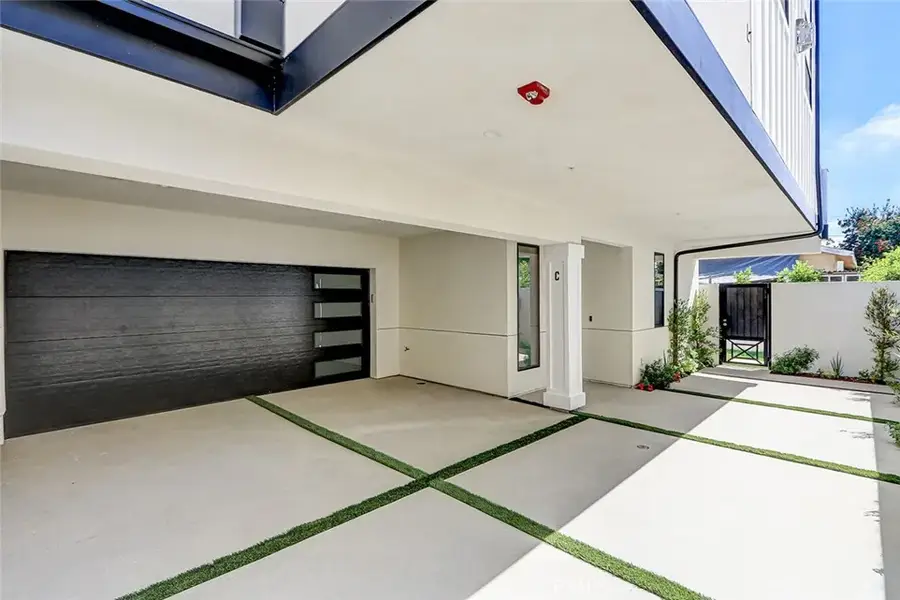 2604 Grant Avenue #C, Redondo Beach, CA 90278 - Image #2