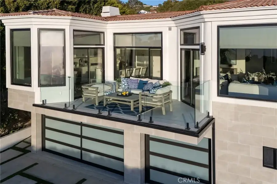 30502 Palos Verdes Drive West, Rancho Palos Verdes, CA 90275 - Image #2