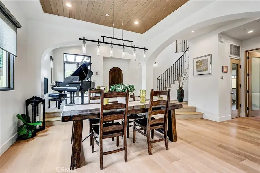 118 Via Buena Ventura, Redondo Beach, CA 90277 - Image #2