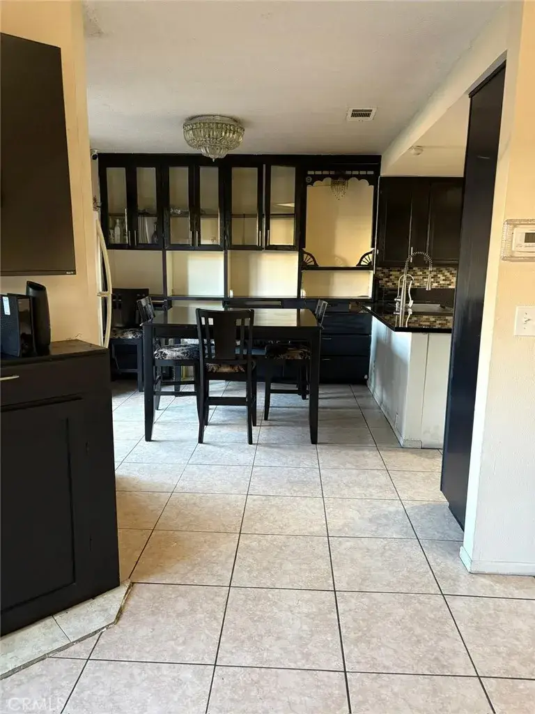 6100 Arbutus Avenue #42, Huntington Park, CA 90255 - Image #2