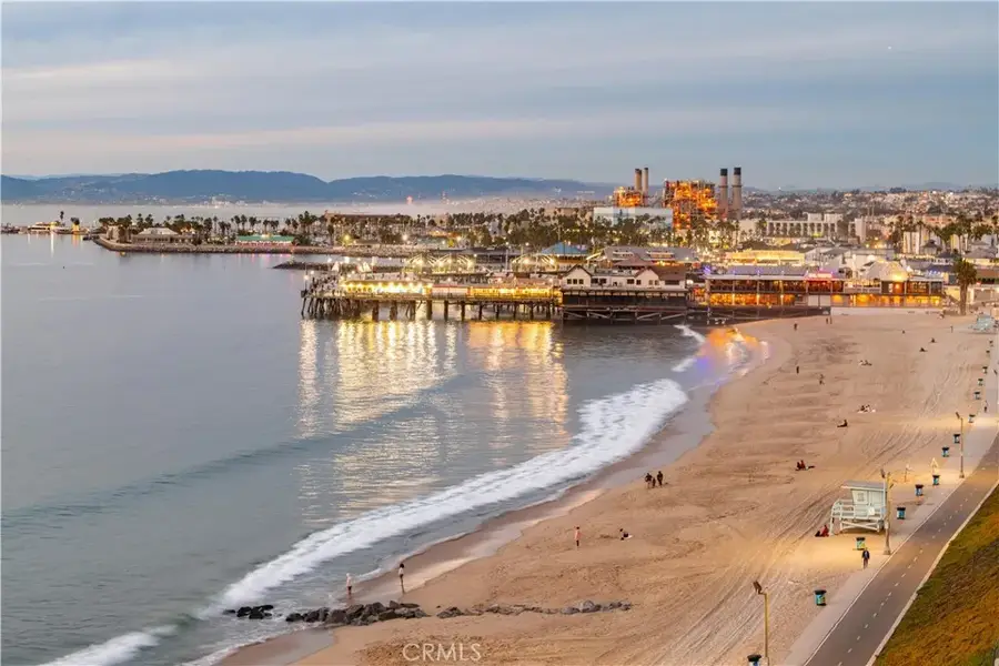 565 Esplanade #202, Redondo Beach, CA 90277 - #2