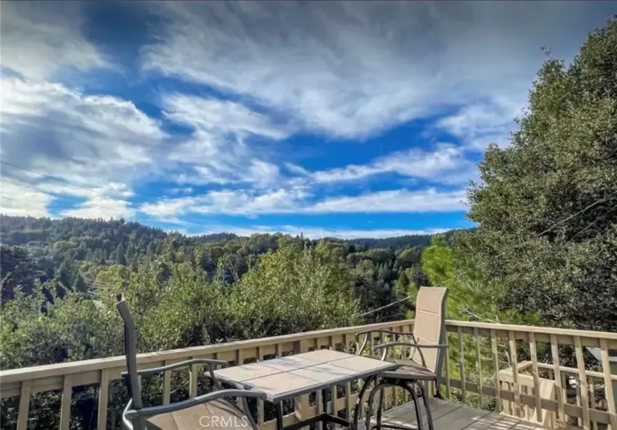 455 Delle, Crestline, CA 92325 - #2