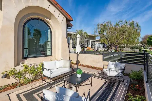 219 Avenue H, Redondo Beach, CA 90277 - #3