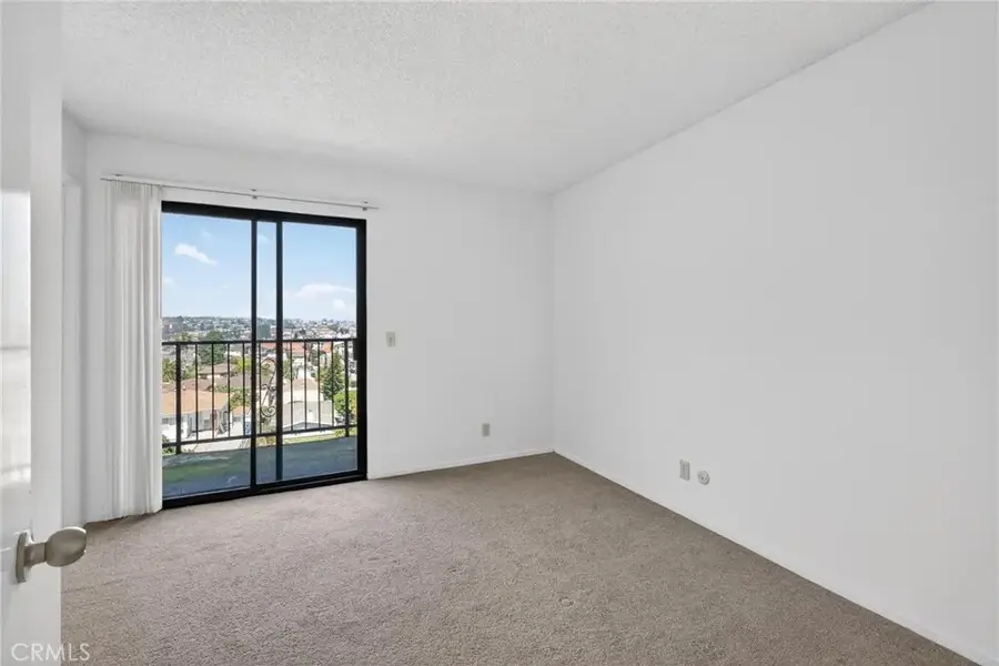 729 W 22nd Street, San Pedro, CA 90731 - #3