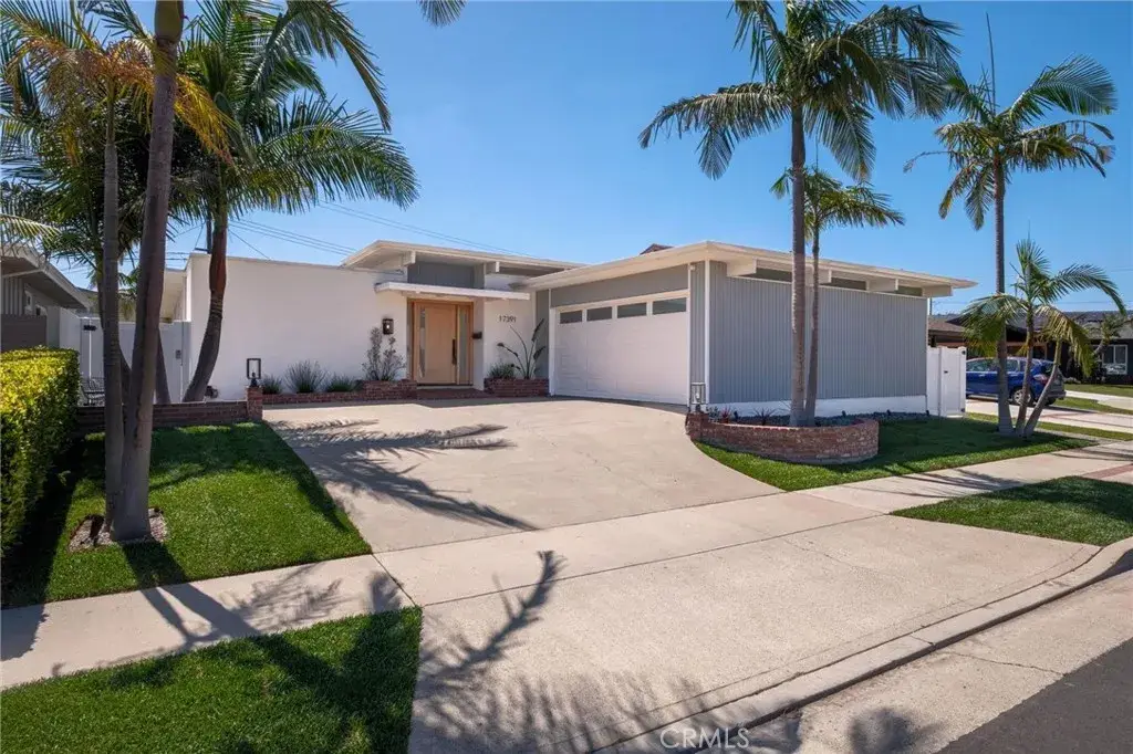 17391 Alta Vista Circle, Huntington Beach, CA 92647 - #1