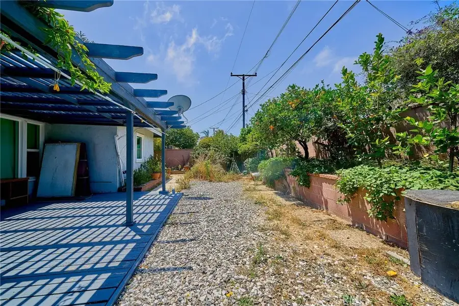 21901 Ladeene Avenue, Torrance, CA 90503 - #2