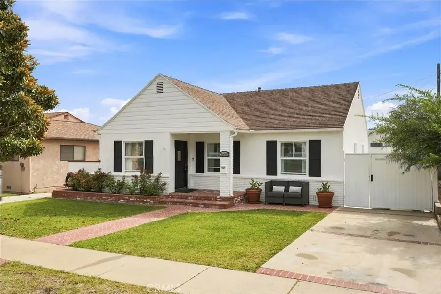2650 S Dolphin Street, San Pedro, CA 90731 - #3
