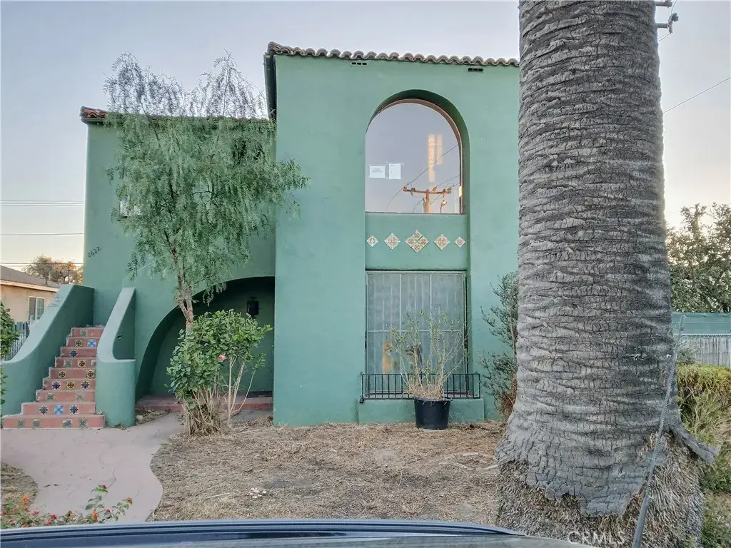 2620 Fashion Avenue, Long Beach, CA 90810 - #1