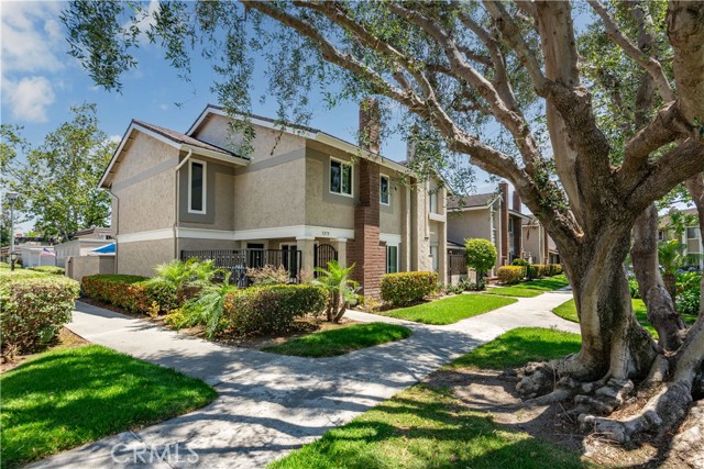 5272 Charing Cross Road, Westminster, CA 92683 - BHGRE