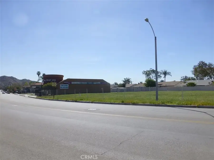 5754 Tilton, Jurupa Valley, CA 92509 - #3