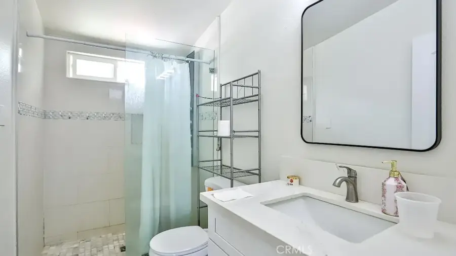 11912 Arthur Drive, Anaheim, CA 92804 - Image #3