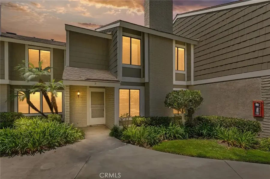 5 Locust, Irvine, CA 92604 - Image #2