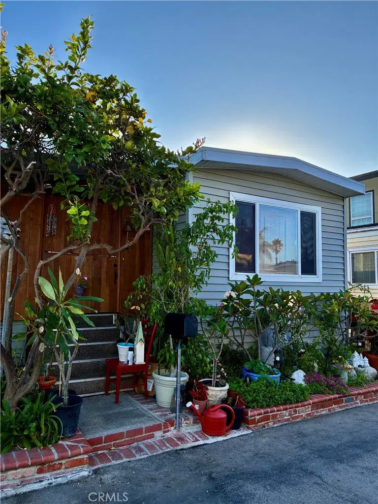 30 Welcome, Seal Beach, CA 90740 - Image #2