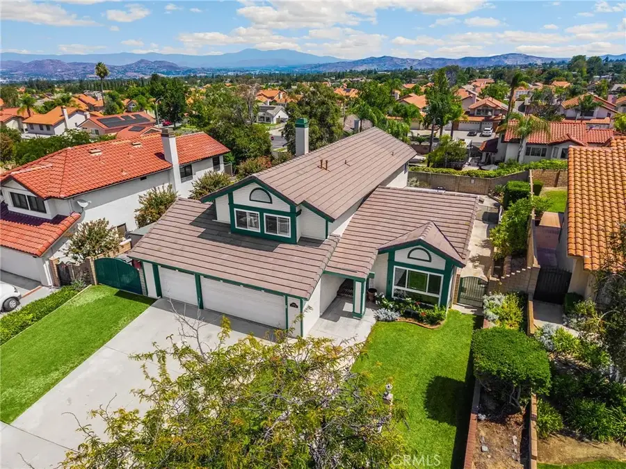 2425 Centennial Way, Corona, CA 92882 - Image #3