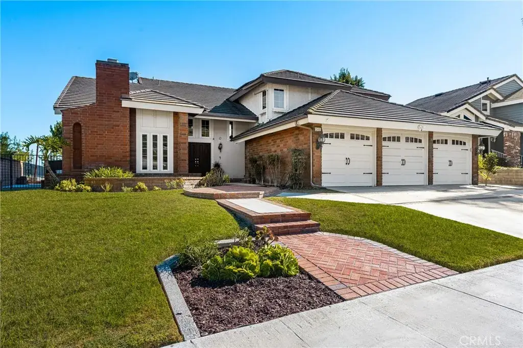 3216 E Ridgeway Road, Orange, CA 92867 - Image #1