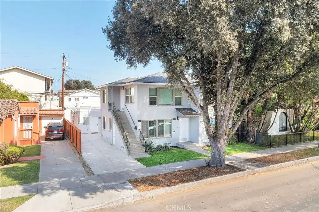 2210 Pine Ave, Long Beach, CA 90806 - Image #1
