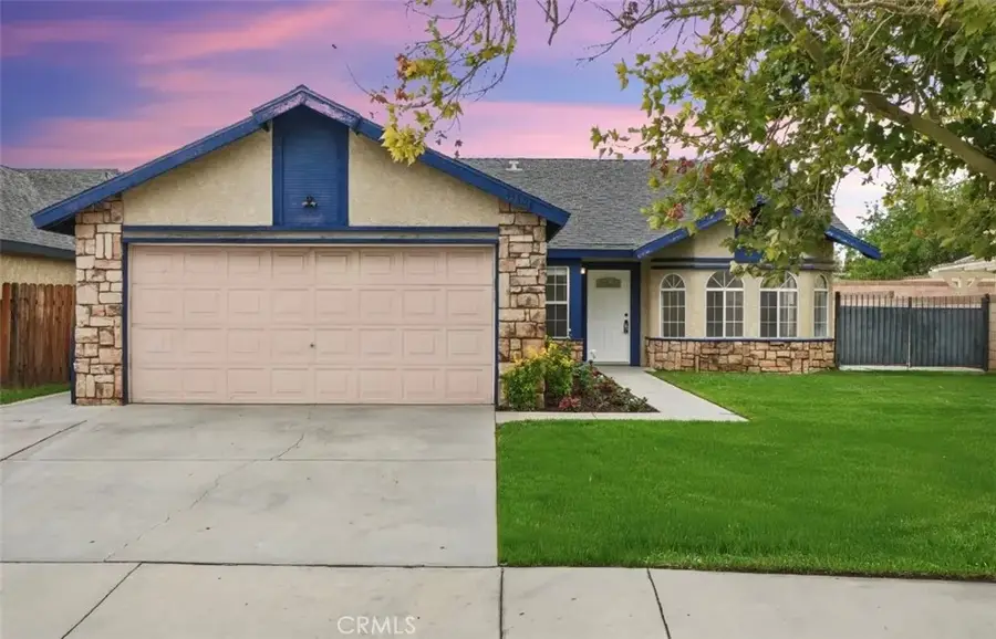 45108 Andale Avenue, Lancaster, CA 93535 - Image #2
