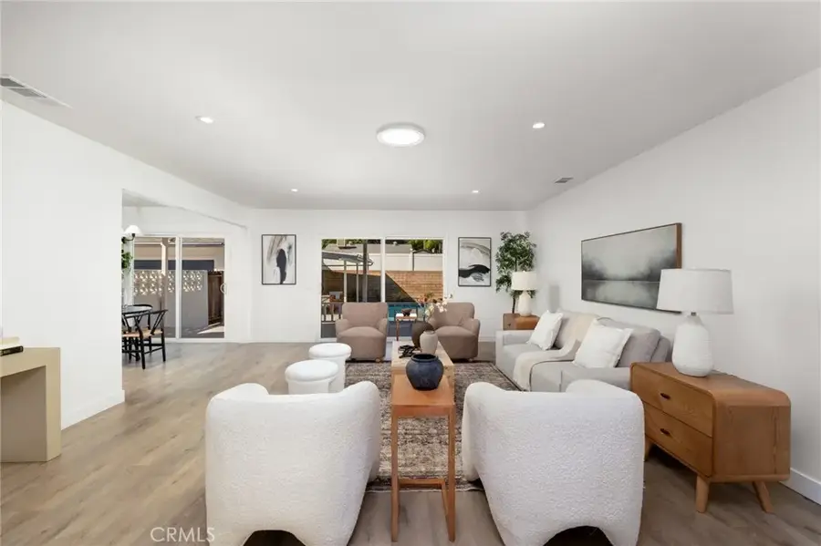 16257 Los Alimos, Granada Hills, CA 91344 - Image #3