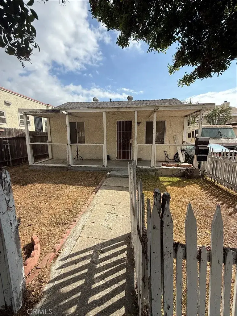 1354 Euclid Ave, Long Beach, CA 90804 - Image #1