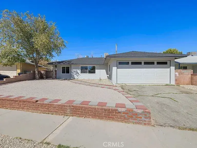 611 E Ovington, Lancaster, CA 93535 - Image #1