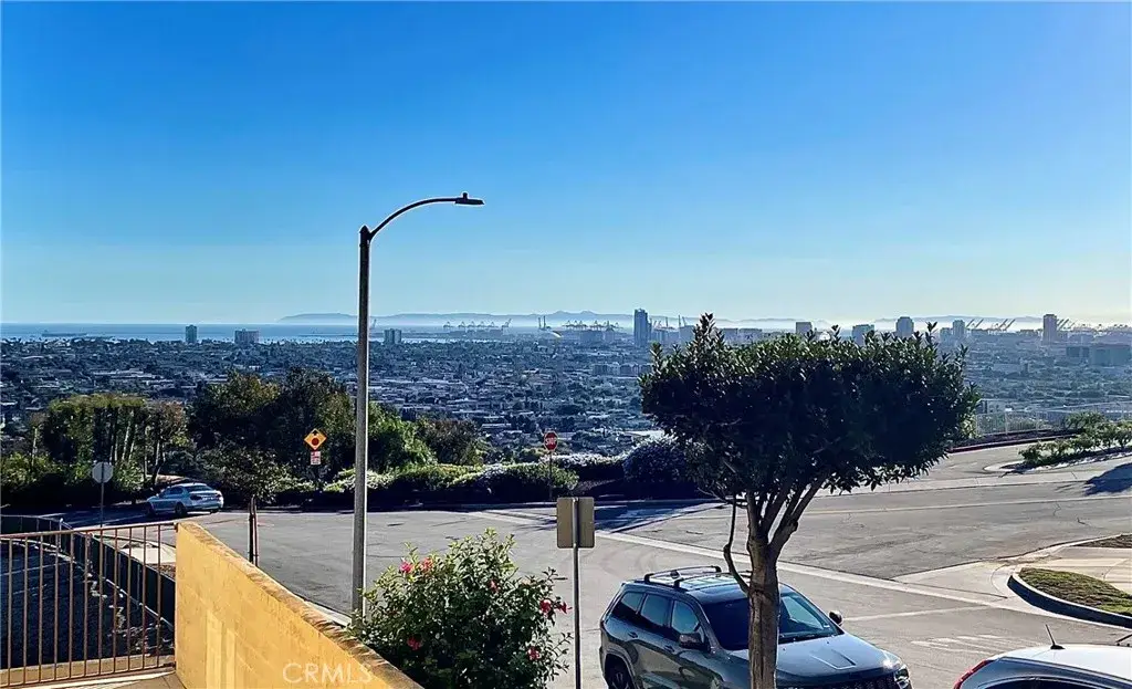 2240 Stanley Ave #5, Signal Hill, CA 90755 - Image #1