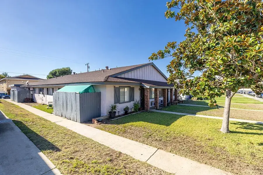 307 N Tustin, Anaheim, CA 92807 - Image #2