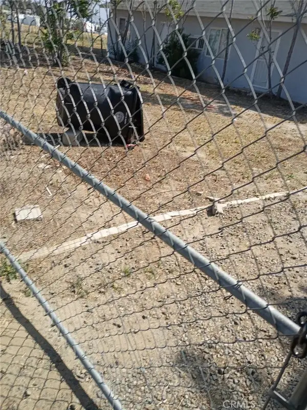 1987 S Santa Fe, San Jacinto, CA 92583