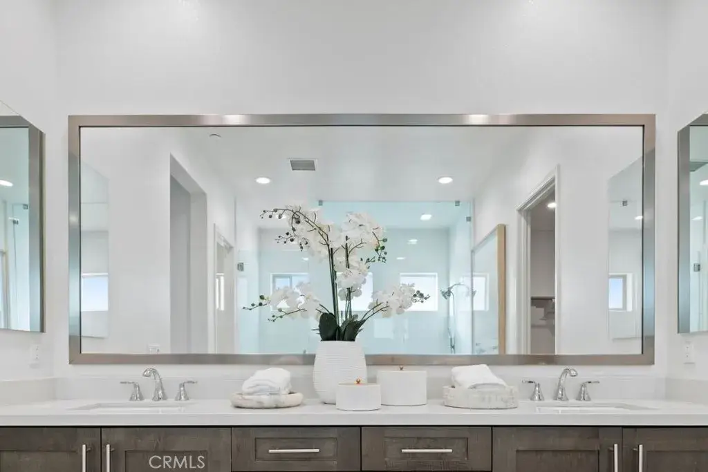 17301 Juniper Lane, Huntington Beach, CA 92649 - Image #1