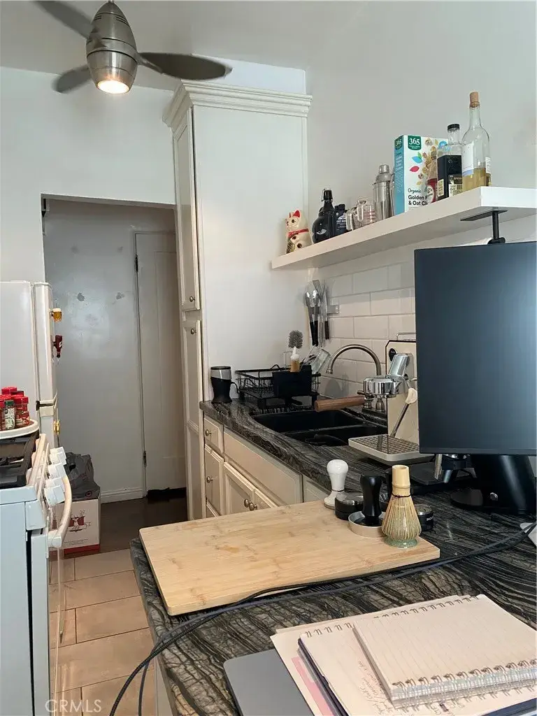 325 Elm Avenue #106, Long Beach, CA 90802 - Image #3