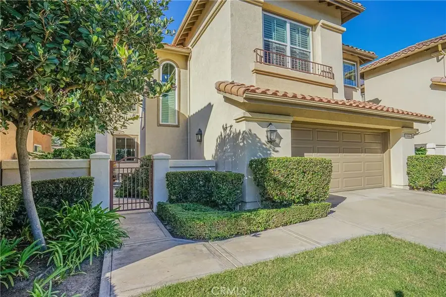 12095 Morrow Drive, Tustin, CA 92782 - Image #2