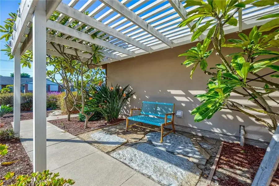 6171 Kiser, Huntington Beach, CA 92647 - Image #3