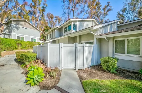 2423 Coventry Cir, Fullerton, CA 92833