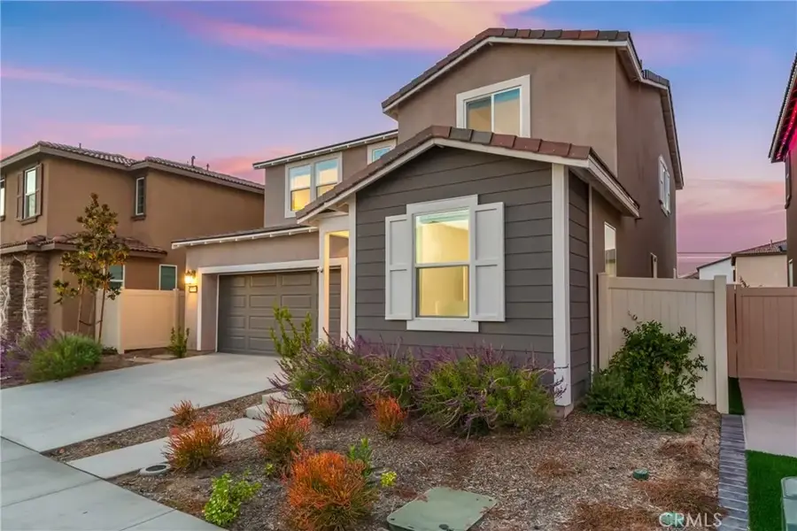 36985 Camino Springs Ave, Murrieta, CA 92563 - Image #3