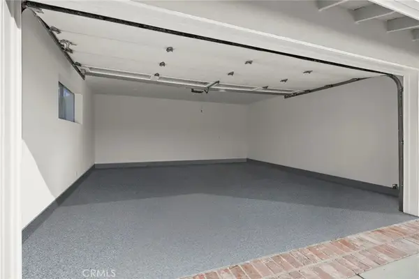 5250 W 137th St, Hawthorne, CA 90250