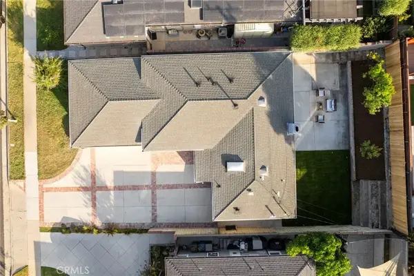 5250 W 137th St, Hawthorne, CA 90250