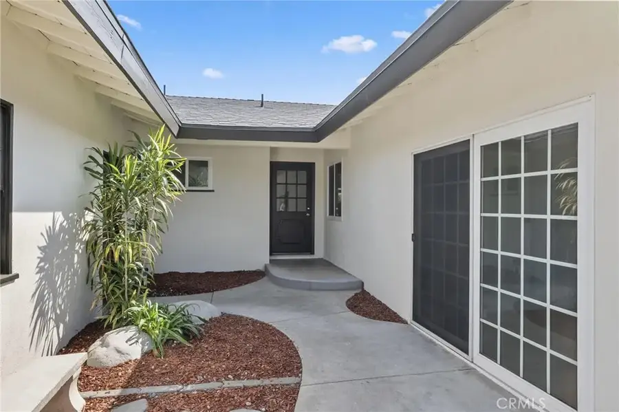 14032 Woodlawn, Tustin, CA 92780 - Image #2