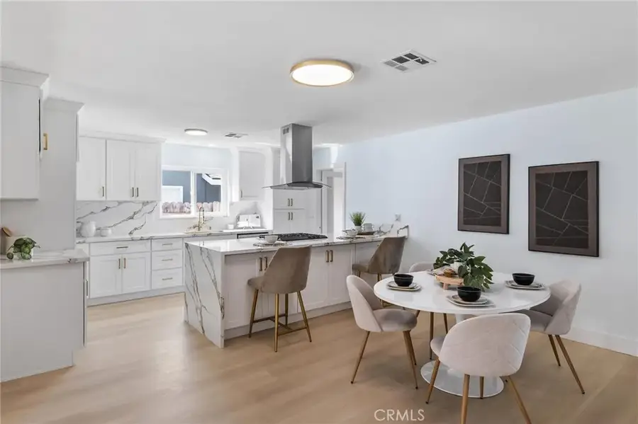 14032 Woodlawn, Tustin, CA 92780 - Image #3